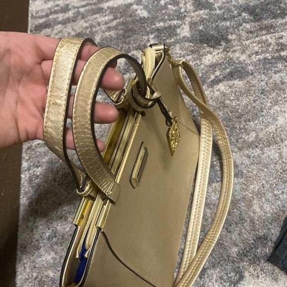 Christian Lacroix Gold And Black Bag shoulder Purse Tote Bag - Picture 16 of 17